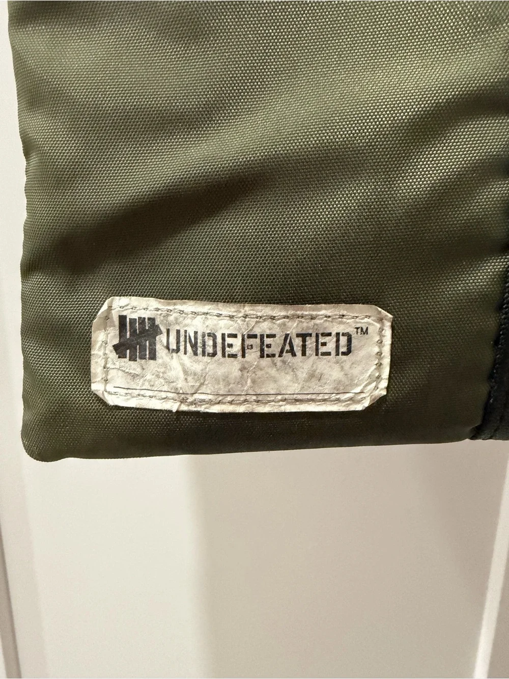 Undefeated Men's Tote Bag - Durable Nylon Carryall